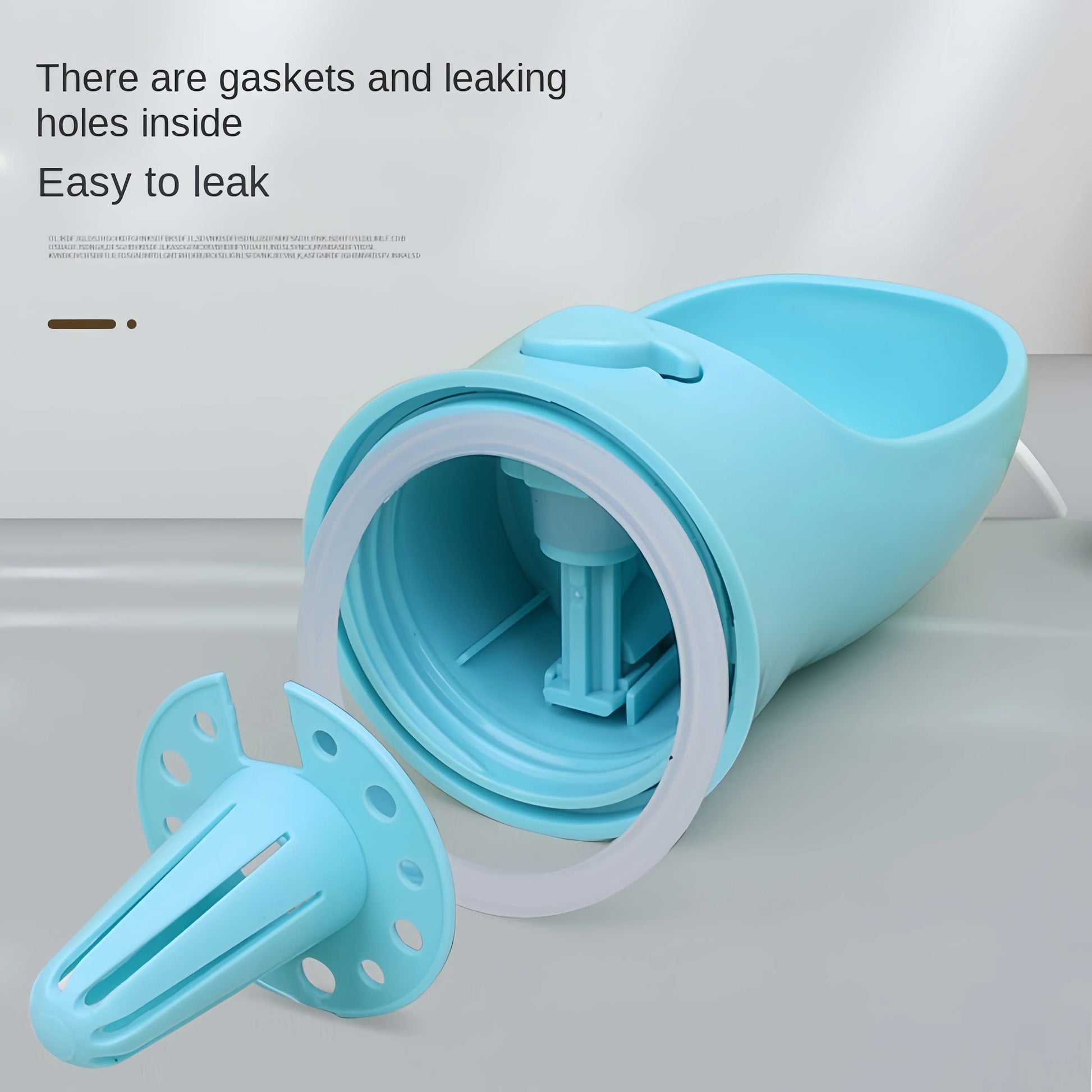 Portable Pet Water Bottle with Food Storage - Pawsitive Cuddles