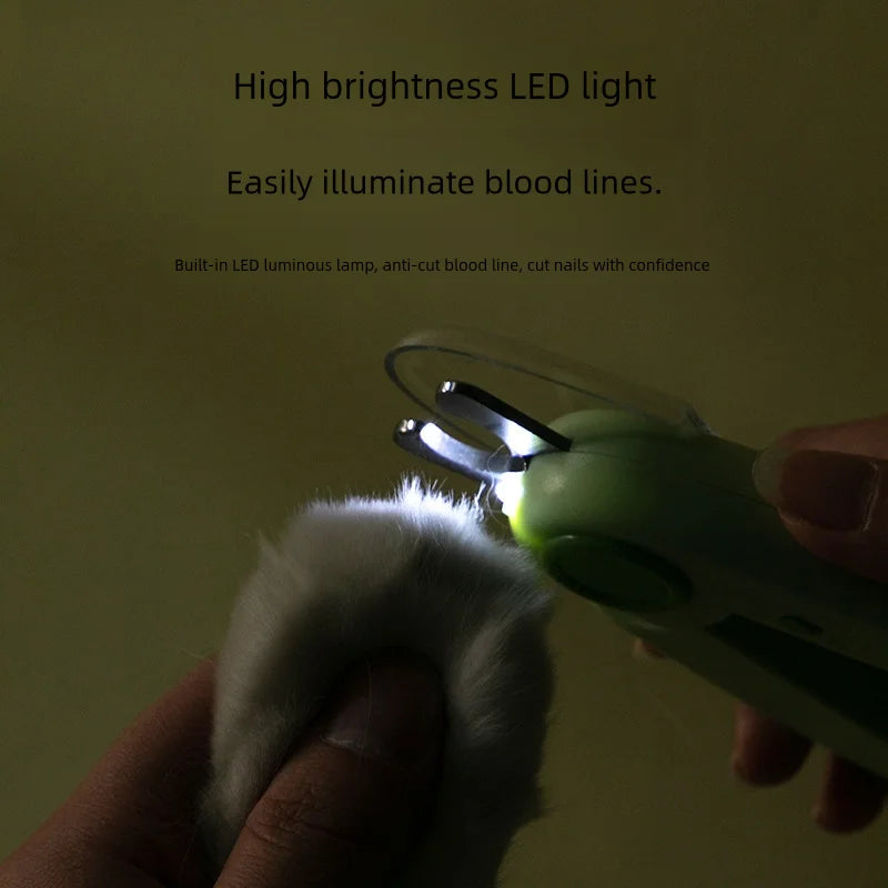 LED Equipped Pet Nail Clipper - Pawsitive Cuddles