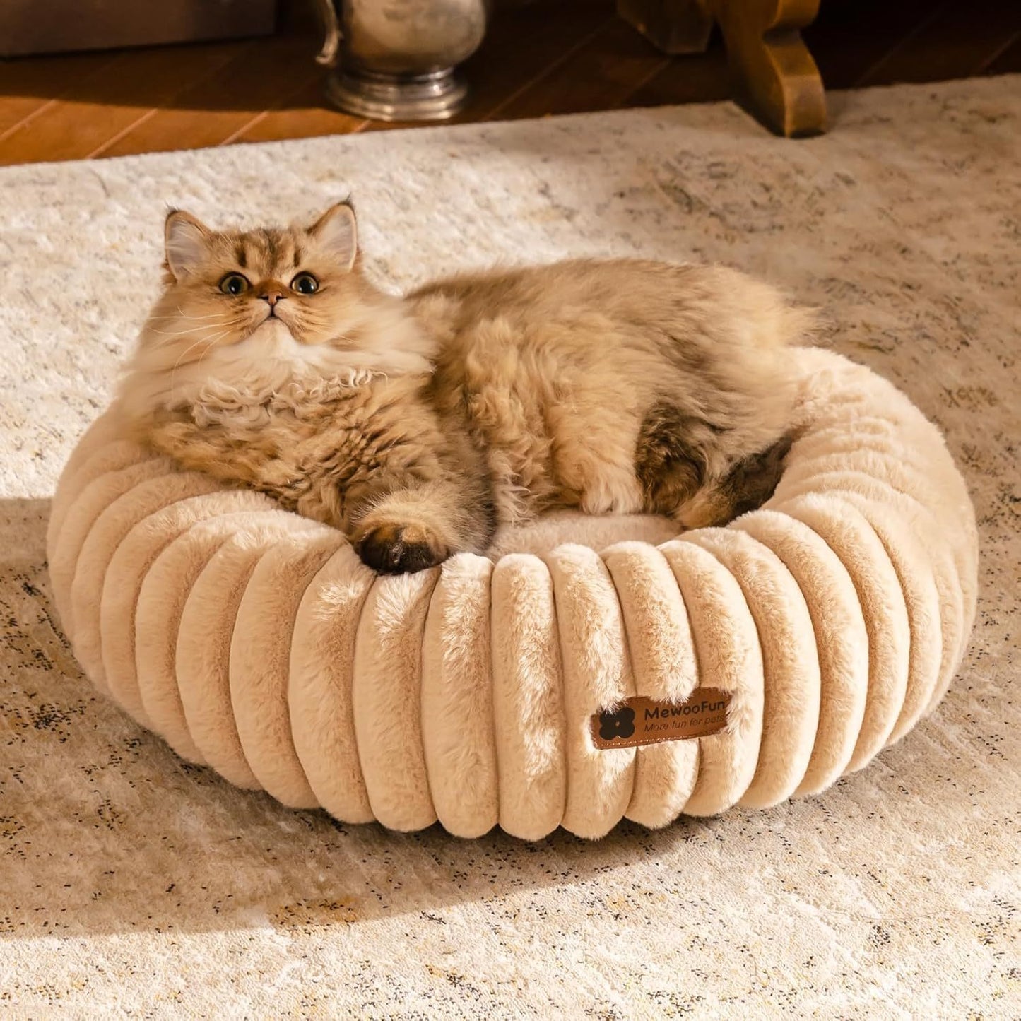 MEWOOFUN Calming Donut Pet Bed - Pawsitive Cuddles